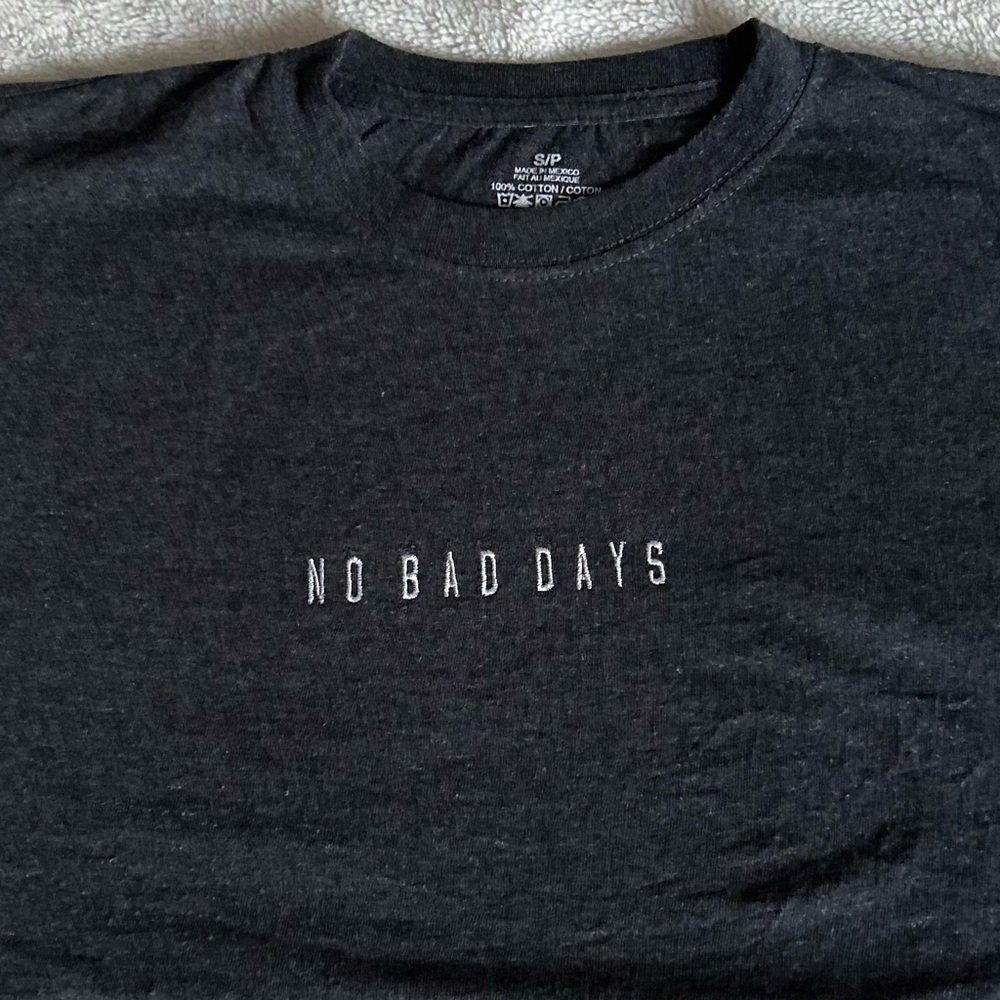 Charcoal 'No Bad Days' Tee